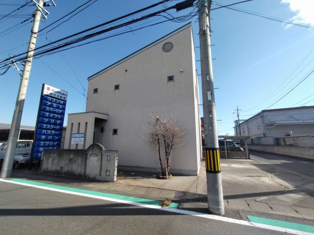 高崎市上並榎町中古住宅の前面道路含む現地写真