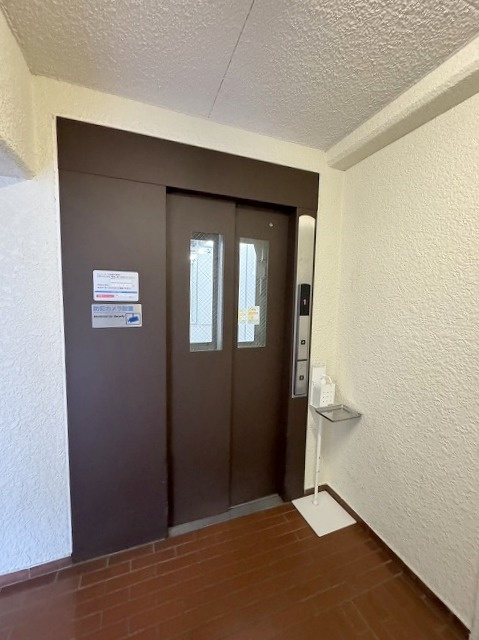 グレースハイツ三郷のその他共用部分|エレベーターになります。