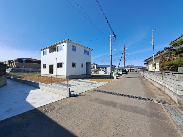 新築　北群馬郡吉岡町6期　1号棟の前面道路含む現地写真|現地写真　東側接道幅員約4.5ｍ