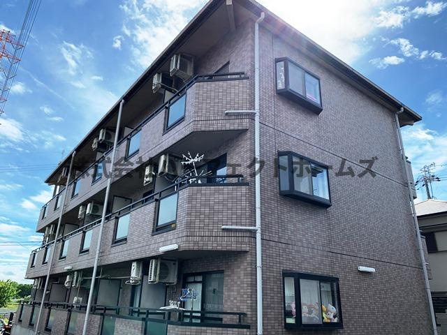ラヴェニュー西牧野の外観|きれいな外観です