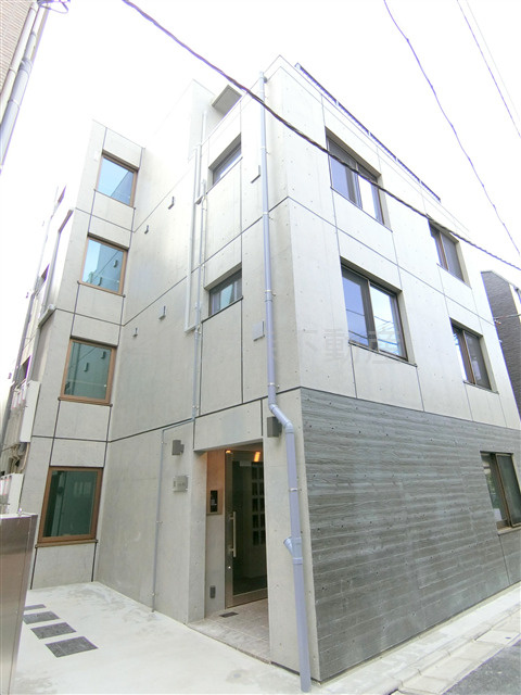 Asher蒲田（アシェルの外観|2023年12月築　RC鉄筋コンクリート造地上4階建て総戸数14戸全部屋角部屋
東京都大田区蒲田本町2丁目　JR京浜東北線蒲田駅徒歩10分、京浜急行本線京急蒲田駅徒歩8分、雑色駅徒歩11分