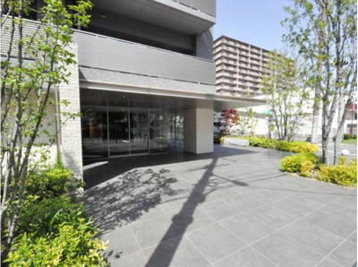 【エントランス】 | シャリエ関目高殿