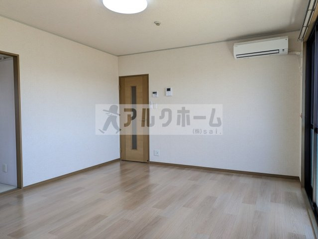 エクセレント山本の居間・リビング|エクセレント山本