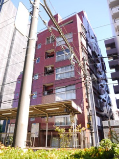 【外観】 | ３路線４駅利用可能。収納豊富なリノベーションマンションです。