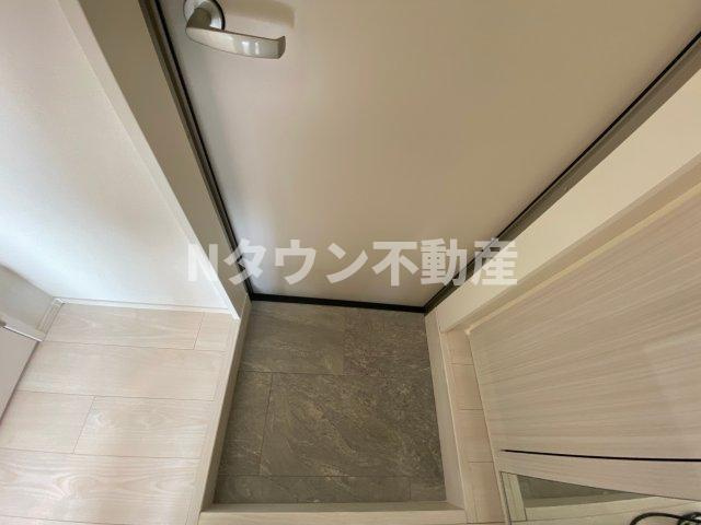 【玄関】 | プライムパークス名駅西 | 収納もある玄関です