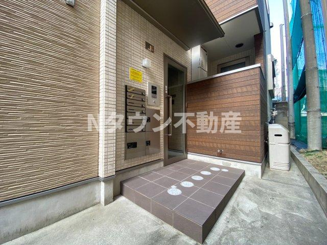 【エントランス】 | プライムパークス名駅西 | 清潔なエントランスです