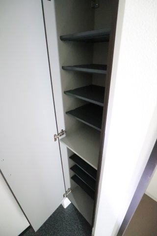 ジーメゾン昭島の収納