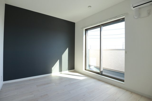 ジーメゾン昭島の居間・リビング