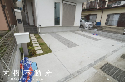 【駐車場】 | 海老名市上郷3丁目　新築戸建て　全1棟　【仲介手数料無料】