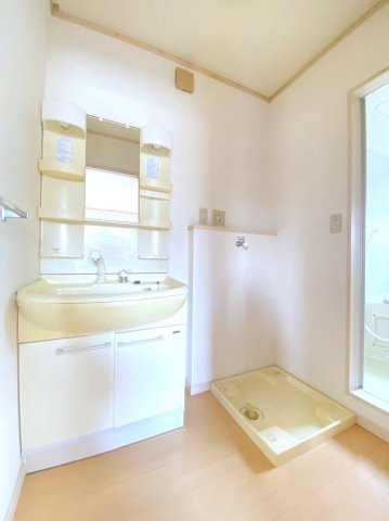 プチルーナの独立洗面台