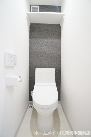 熊本市東区京塚本町のアパートのトイレ