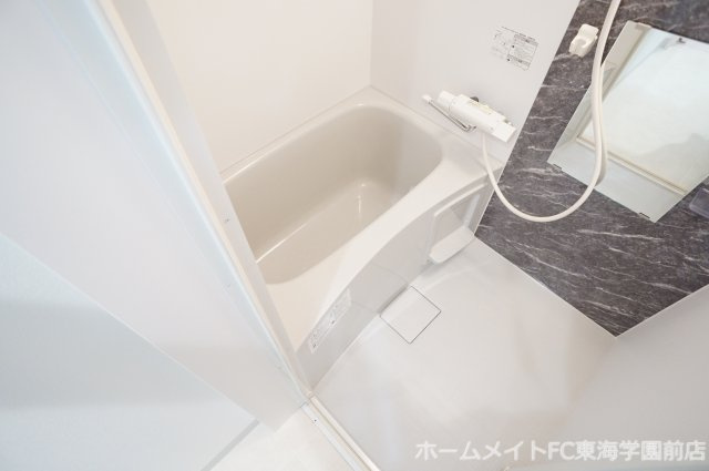 熊本市東区京塚本町のアパートの浴室