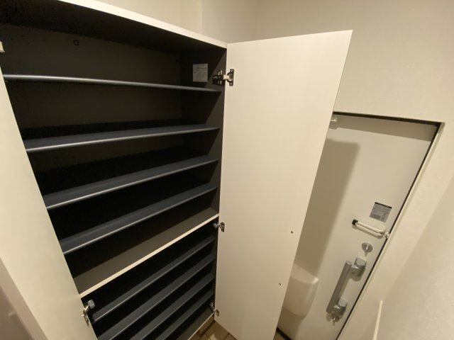 コリナ　ノルテの収納