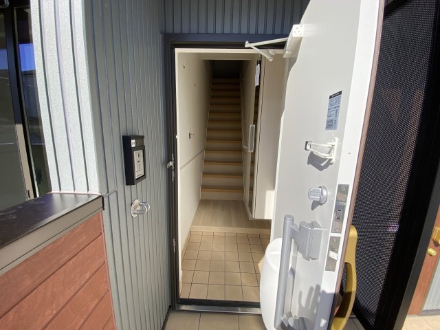 コリナ　ノルテの玄関