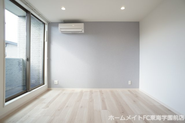 熊本市東区京塚本町のアパートの居間・リビング