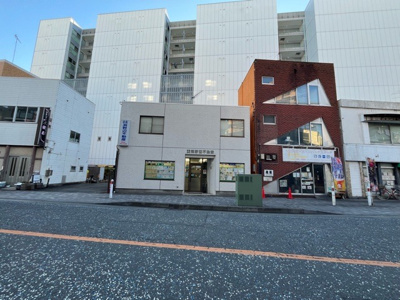 【展望】 | グローリア初穂相模原 | 眺望を気にして物件を探す場合、前面に建物が建っていないか現地で確認しましょう！前面に建物があると景色はもちろん、日当たりや風通しにも影響が出てきます。住んだ時のことを想像しながら現地見学をしましょう。