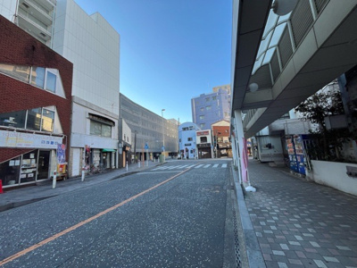 【展望】 | グローリア初穂相模原 | 眺望の良さを楽しめるダイニングキッチンで家族団らんの時間を過ごしてはいかがでしょうか。バルコニーから見える景色を家族で眺める時間は、時間が経つのを忘れてしまいそうですね。是非、現地を見に行きましょう！