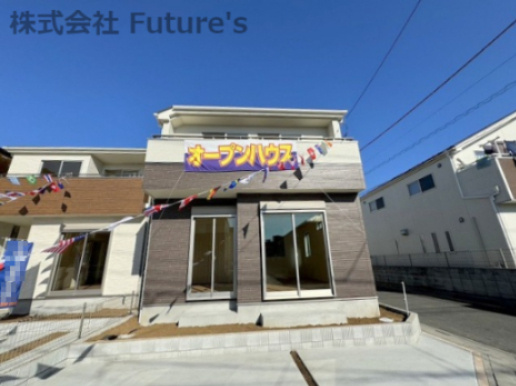 三郷市戸ケ崎1丁目　新築戸建　全2棟　2号棟の外観|三郷市戸ケ崎1丁目・全2棟！完成済みにつき内覧可能です！！