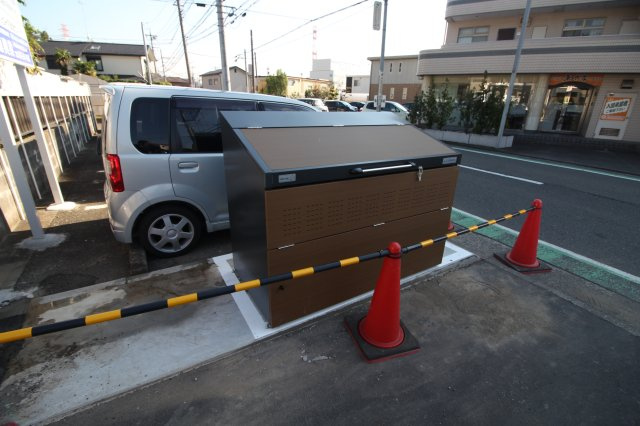プリムローズの駐車場