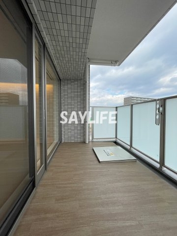 プレジオ荒本新町のバルコニー