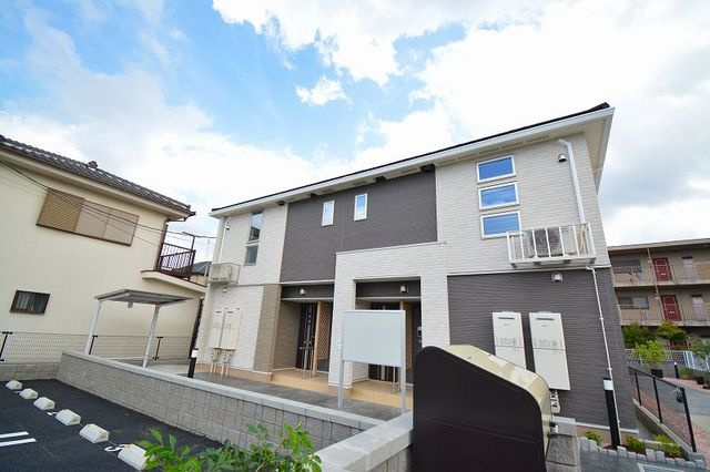 シャルールメゾンの外観