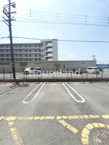 メゾン・ユーカリの駐車場|駐車場