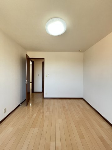 シャーメゾン大山A棟の洋室