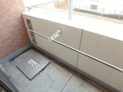 【バルコニー】 | リタコート | 陽当たり良好なバルコニーです