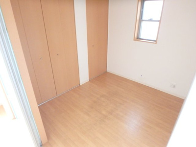 【寝室】 | リタコート | 落ち着いた色調の寝室です