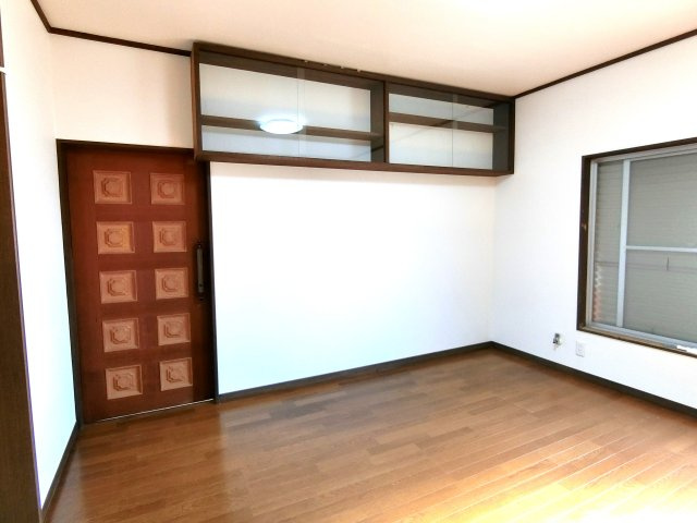 一宮町戸建の洋室