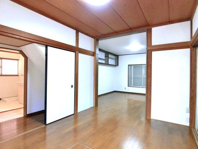 一宮町戸建の洋室