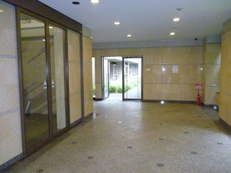 【エントランス】