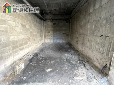 【その他】 | 神戸市垂水区五色山４丁目　中古テラスハウス | 地下には大きな倉庫あり
バイクや自転車、資材置き場としても大丈夫