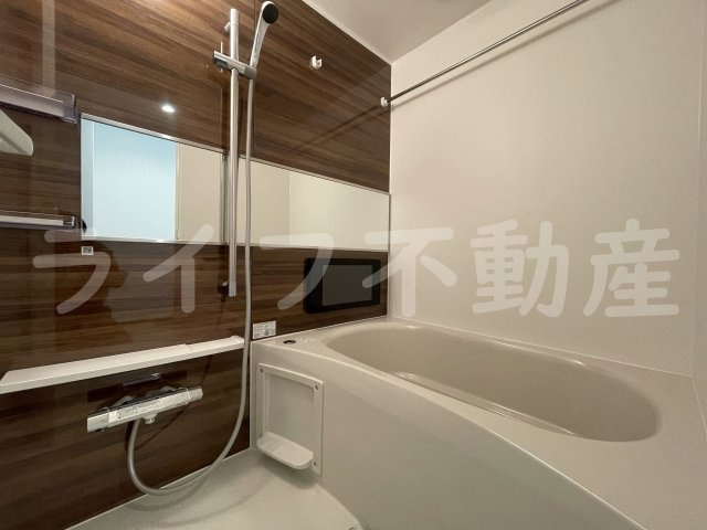 プレジオ荒本新町の浴室|ゆったり過ごせるお風呂です