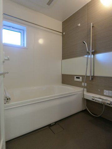 グランプレミア新開の浴室