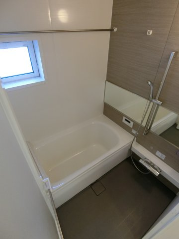 グランプレミア新開の浴室