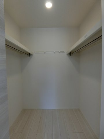 グランプレミア新開の収納