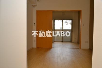 ルーエ桜川の居間・リビング