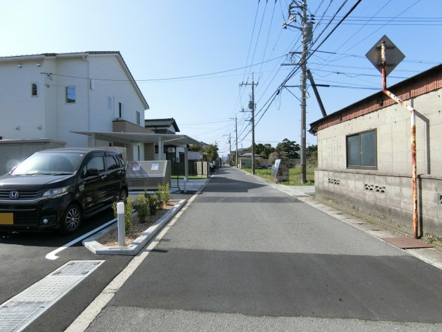 グランプレミア新開の周辺