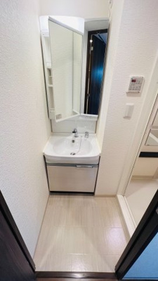 【洗面所】 | グランカリテ大阪城EAST