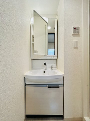 【独立洗面台】 | グランカリテ大阪城EAST