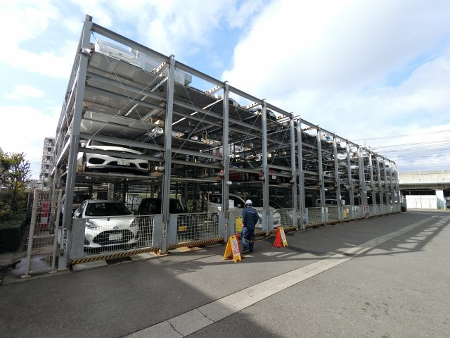 パークアクシス西船橋本郷町の駐車場