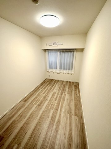 ダイアパレス柏木四季の杜陽だまり館の洋室