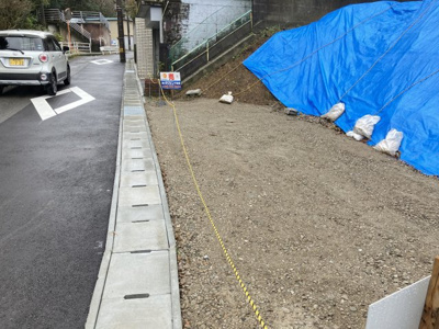 【前面道路含む現地写真】 | 売地　高知市薊野北町3丁目　＠20.66