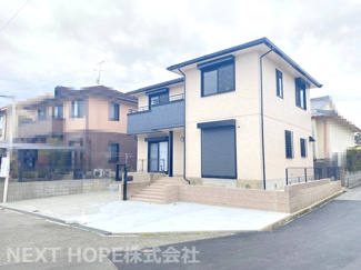 【外観】 | 平成１０年７月建築！令和５年１０月リフォーム済み♪お待たせ無しで即ご入居していただけます(^^)素敵な戸建て住宅をぜひ現地でご覧ください！お気軽にネクストホープ不動産販売までお問い合わせを！