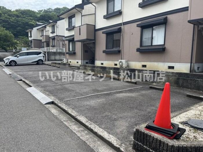 【駐車場】 | ルミエール２２　C棟