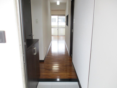 【玄関】 | ブリランテ | 写真は別のお部屋になります。
