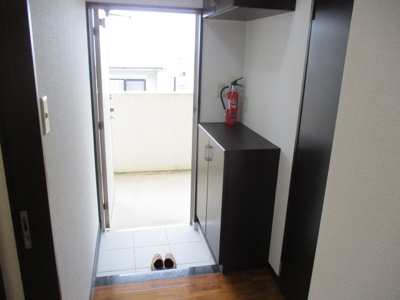 【玄関】 | ブリランテ | 写真は別のお部屋になります。