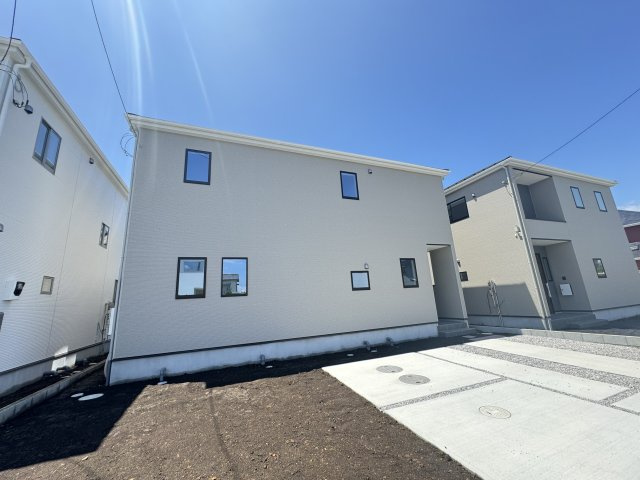 新築　高崎市新保田中町1期　4号棟の外観|現地写真　高崎市新保田中1期
