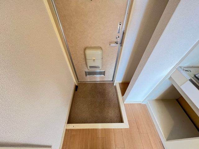 JMオレンジハイツの玄関